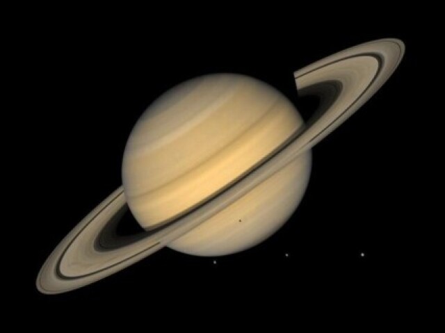 Saturno
