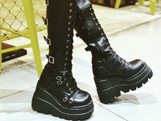 demonia boots