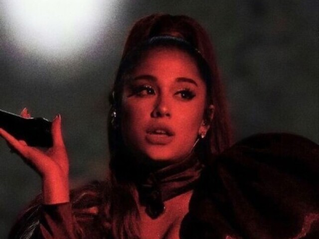 Quiz Ariana Grande (DIFÍCIL/PROVÃO)