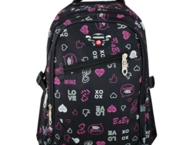 Mochila com desenhos