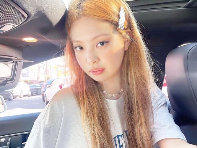 @ | Passar uma semana em Londres com Jennie (BLACKPINK)