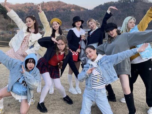 @ | Show do Twice no Brasil.