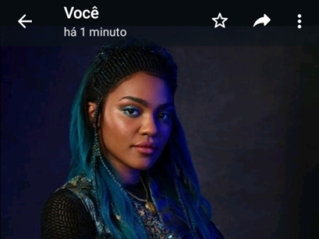 Não. Odeia.