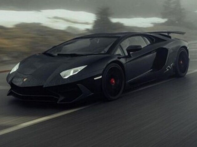 Lamborghini Aventador