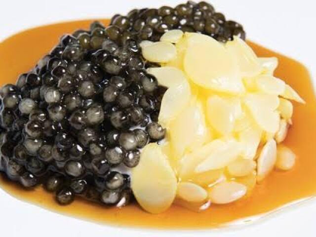 Caviar com cebola