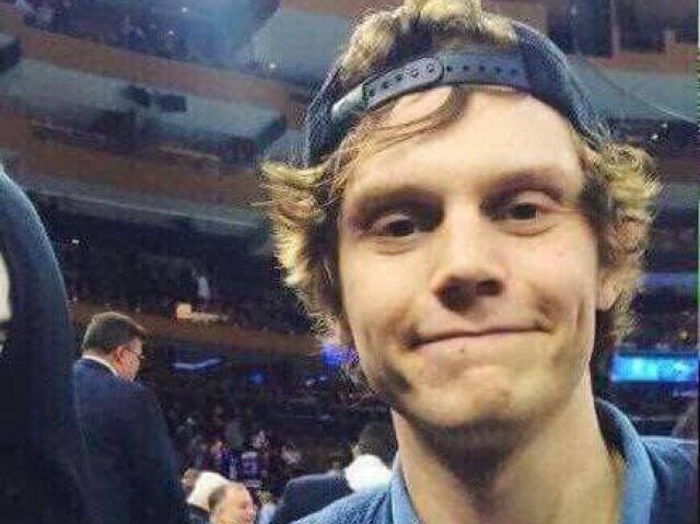 Evan peters