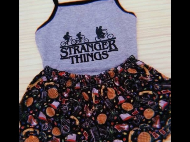 Sou fã de Stranger things então vou colocar essa roupa