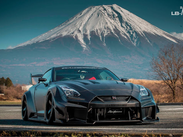 R35 Nissan GTR