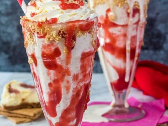 Ummm milkshake de morango são os meus favoritos