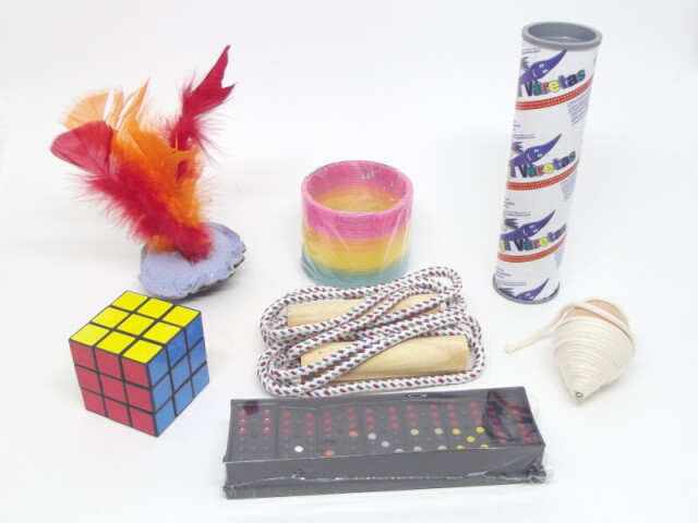 Responda esse teste e te diremos qual o seu brinquedo ideal dos anos 90