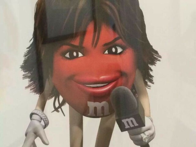 Lisa Rinna M&M