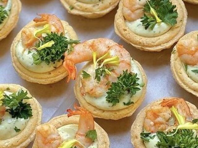 Canapés.