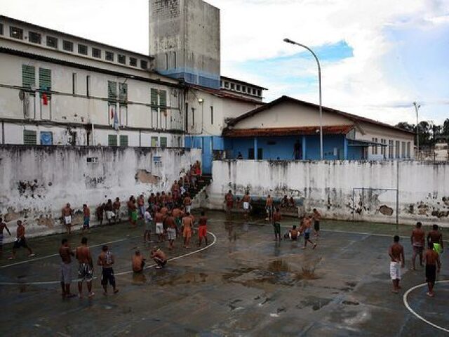 Pior escola possível