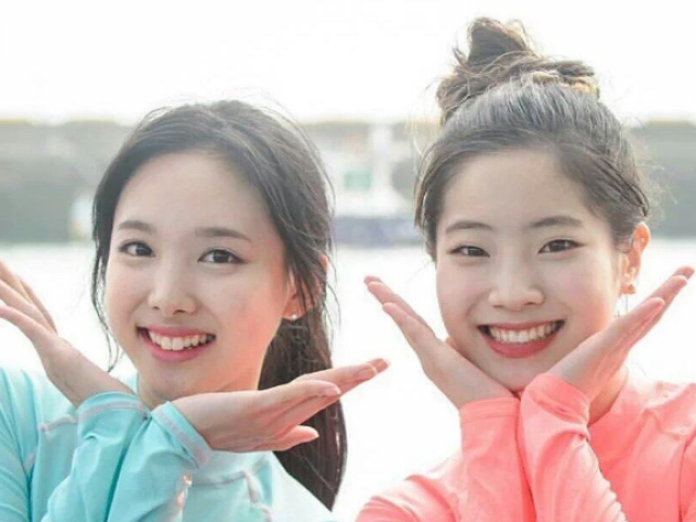 Dahyun e Nayeon