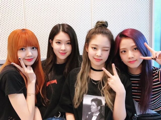 Roseannea Park/ Park Chaneyoung,
Kim Jennie,
Kim Jisoo,
Lalisa Manoban