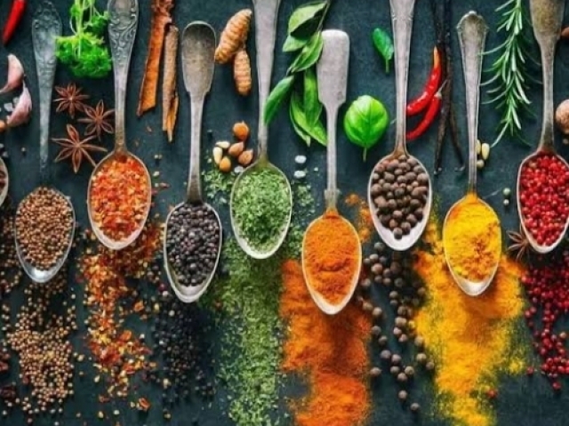 Cozinheiro (a)