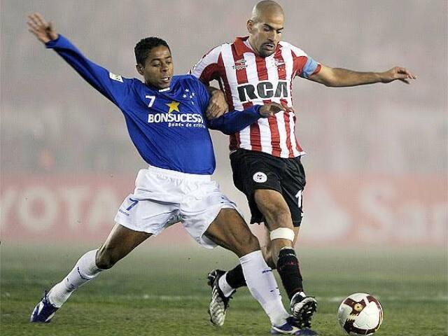64.800 Torcedores, Estudiantes 2x1 Cruzeiro, 2009