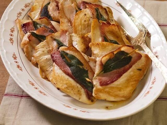 saltimbocca de frango