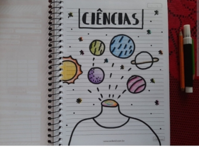 1 Com desenhos modernos