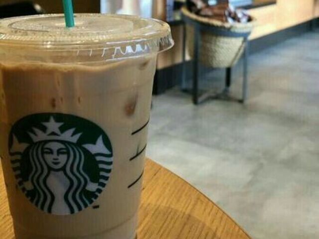 pedi um starbucks mesmo