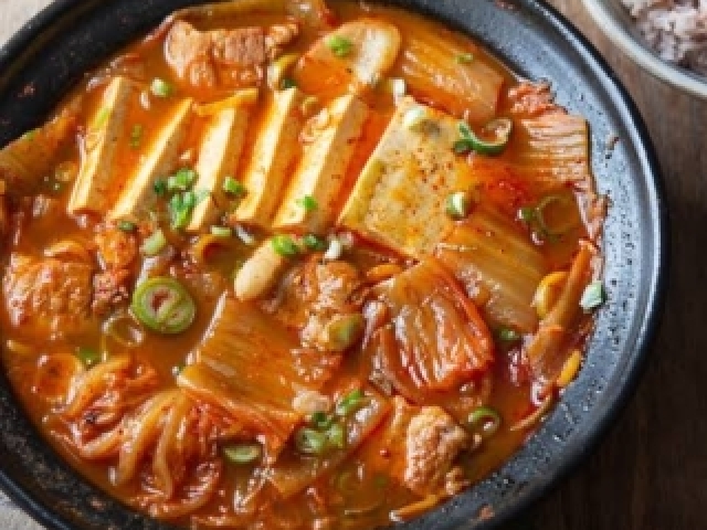 Kimchi jjigae