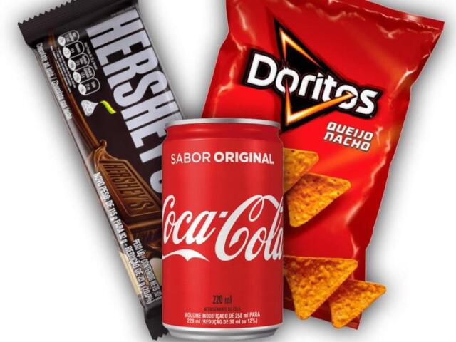 Doritos,coca cola,chocolate