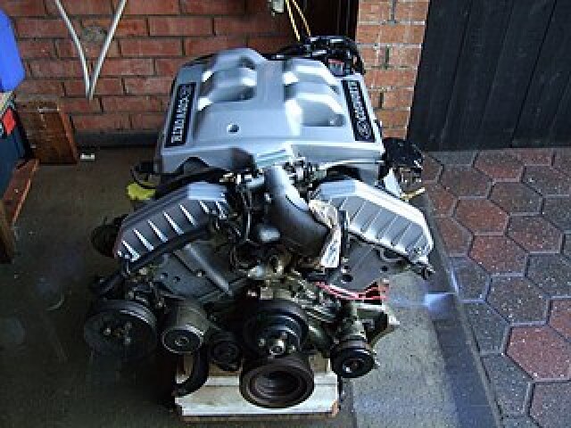 V6