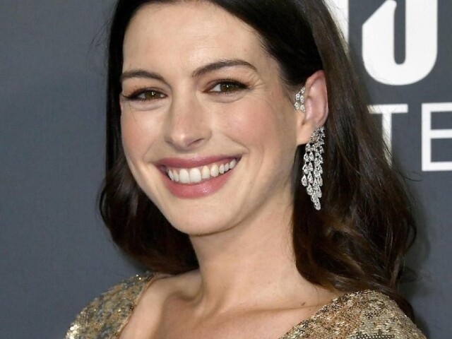 Anne Hathaway