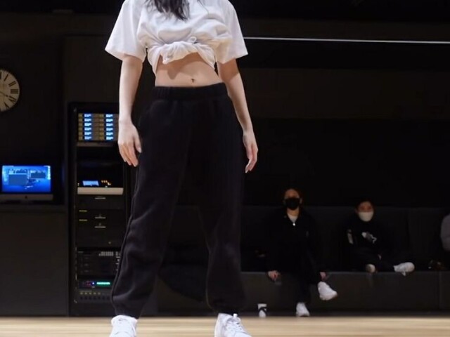 ᅠ