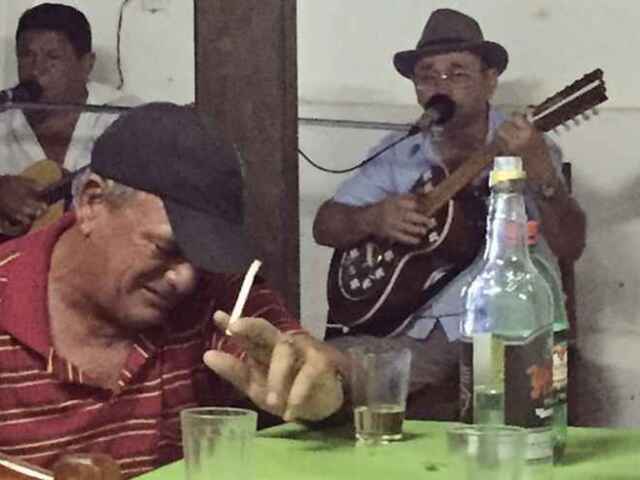 Sertanejo bem daqueles sofridos