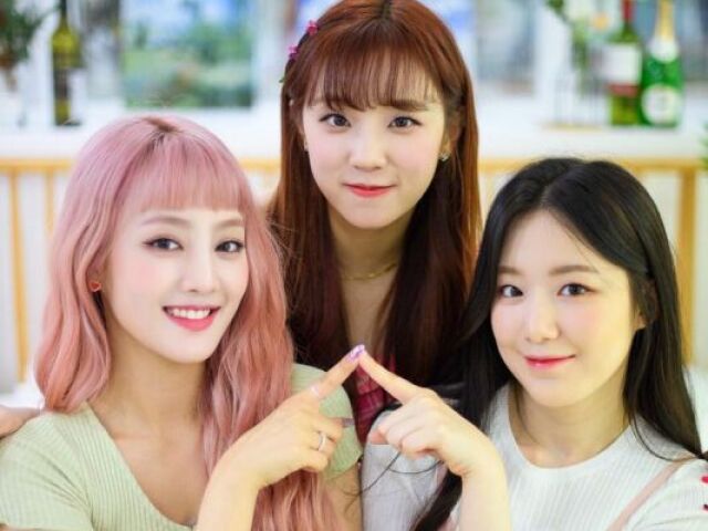 Minnie, Yuqi e Shuhua.