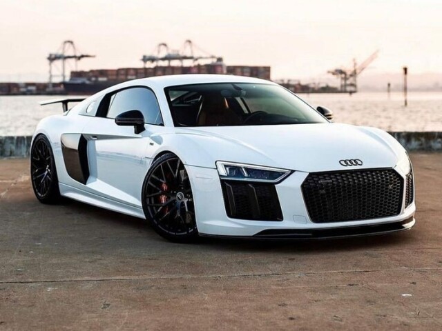 Audi R8