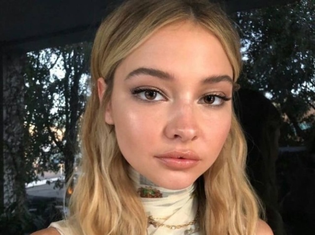 <3