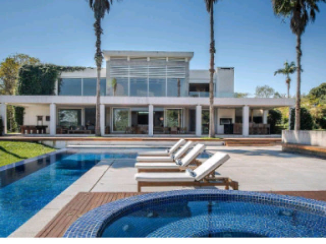 Casa Moderna
