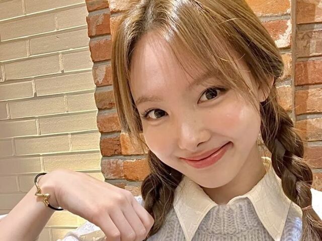 Nayeon!