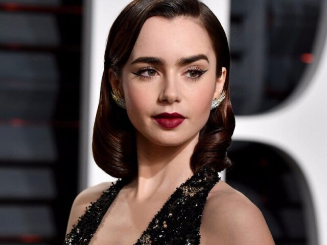 Lilly Collins