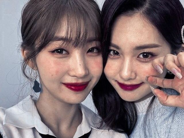 ><sihyeon e aisha ;