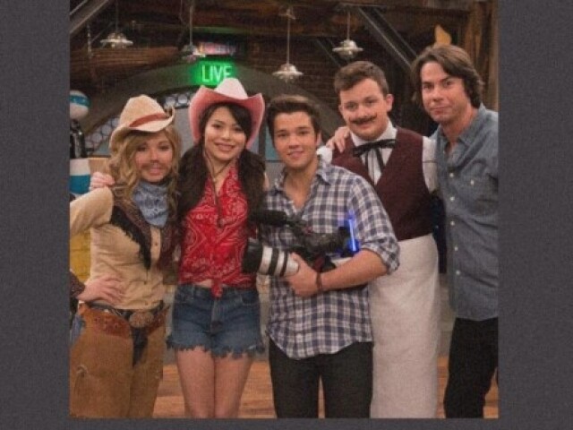 "ICarly"