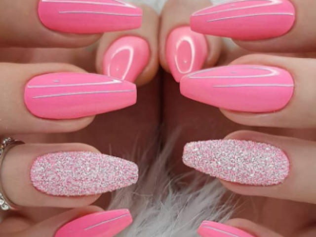 unhas rosa pink