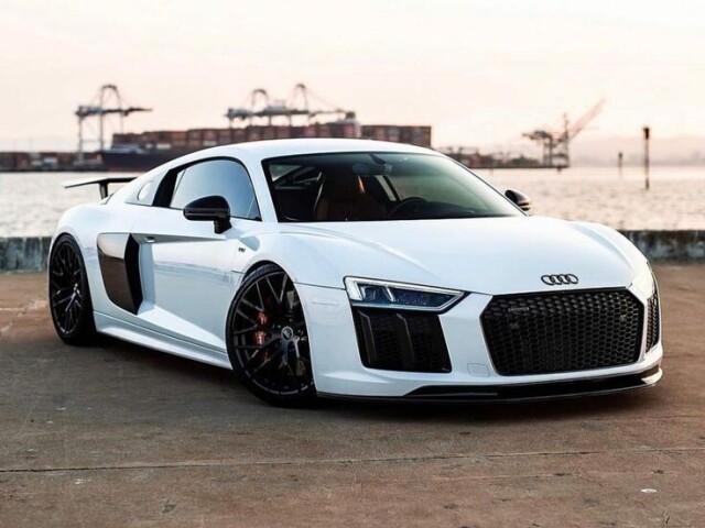 Audi R8