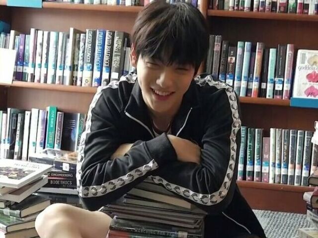Quem é o líder desse grupo? (versão boy group)