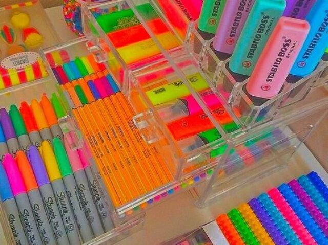 Material indie