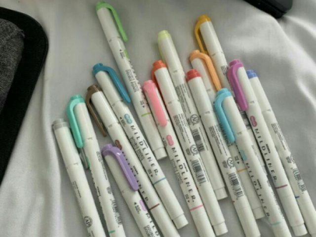 Seu estilo de material escola é AESTHETIC! 💫