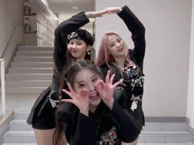 Kyujin, Jinni e Jiwoo.