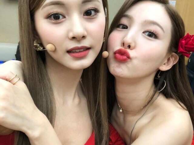 ꒰ tzuyu / nayeon ꒱