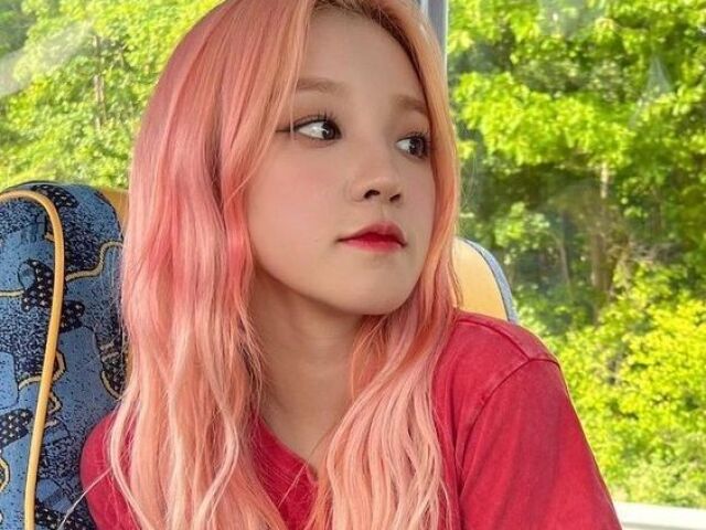 Yuqi (Gidle)