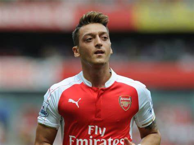 mesut özil