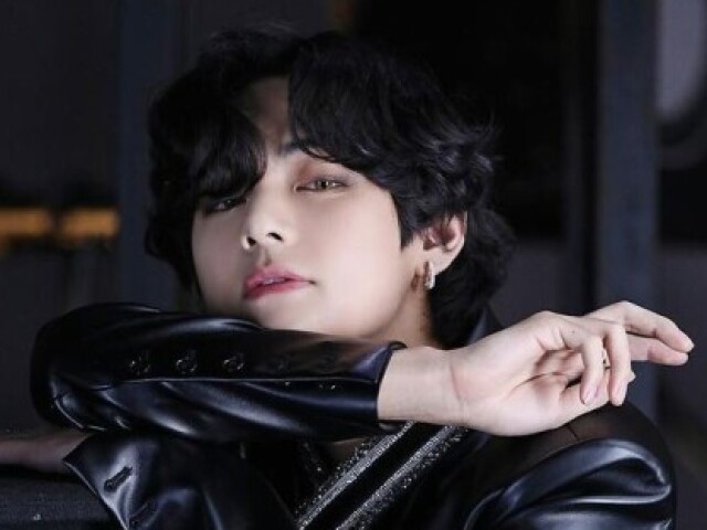 V/Kim Taehyung