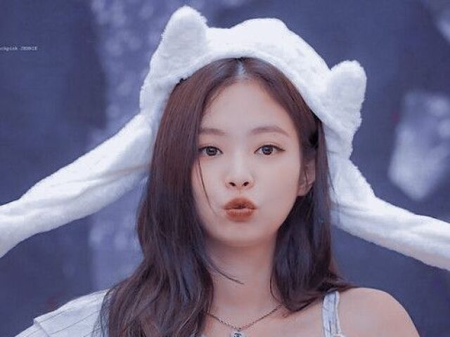 JENNIE