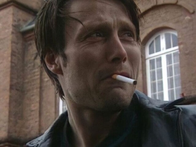 MADS DITTMANN MIKKELSEN. O cara que fez o Hannibal Lecter e o Grindewald em FAAWTFT 3.